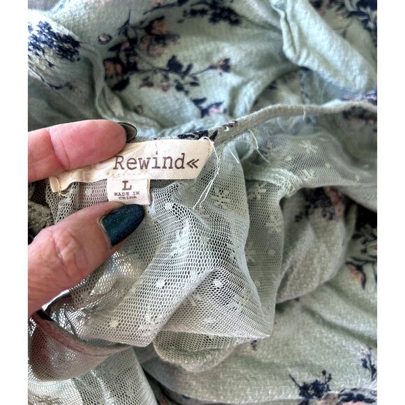 Rewind Green and Floral Top with Lace Detail Women's Size L - Picture 6 of 8